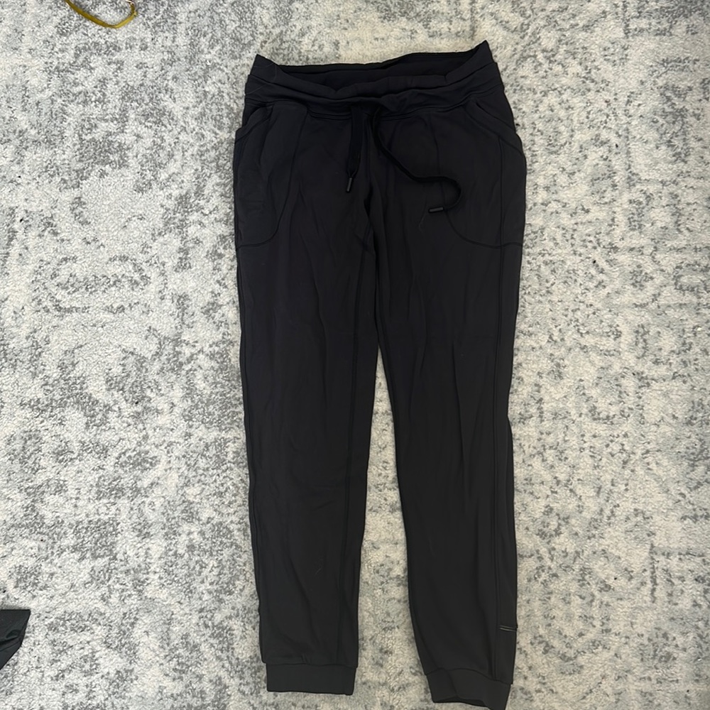Lululemon joggers